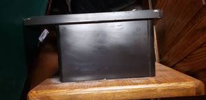 lot 142 image: Zenith TV Stand, Model CV631
