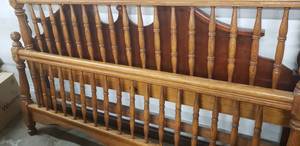 lot 147 image: King Headboard Plus Matching King American Heirloom Headboard and Footboard