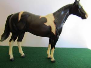 lot 7 image: Peter Stone horse Bay Paint 1999 #9645 Native American horse