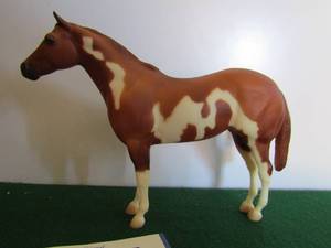 lot 15 image: Breyer paint 11x8