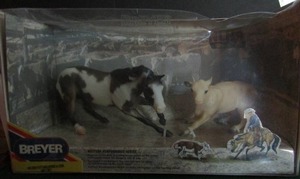 lot 28 image: Breyer #3355 NCHA Cutting horse & cow gift set Western performance series NIB