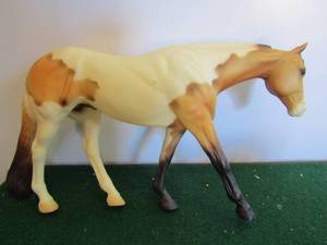 lot 72 image: Peter Stone Mare cream & tan paint horse