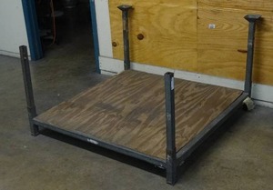 lot 31 image: Pallet stacking rack
