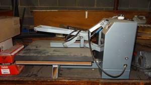 lot 35 image: HIX HT-400-XL clamshell heat press 20 x 16