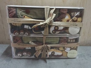 lot 83 image: Eddie Bauer Musical Mobiles Little Builder.  Quantity of 2.
