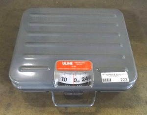 lot 223 image: PelouzeUline scale, Model FG4250UD