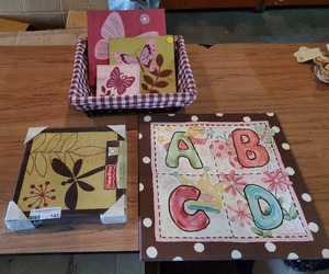 lot 143 image: 6 pieces of wall decor for nursery or childs room