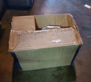 lot 170 image: Box of Navy 100% cotton t-shirts.  Size 3XL.