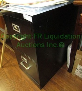 lot 671 image: Metal file cabinet