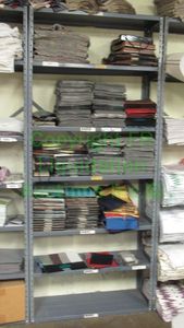 lot 535 image: Metal utility shelf, contents not included