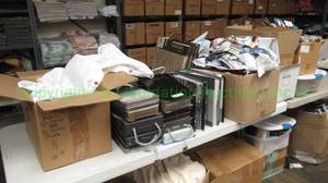 lot 543 image: Assorted fabric samples and remnants as shown