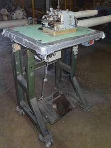 lot 304 image: Schmetz industrial sewing maching w table