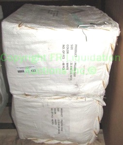 lot 422 image: New 2 cases (48 pcs each) white pillow cases, bid is times the quantity