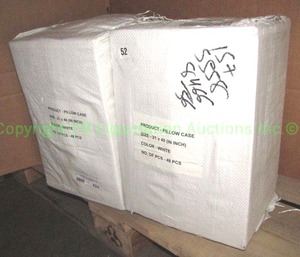 lot 424 image: New 2 cases (48 pcs each) white pillow cases, bid is times the quantity