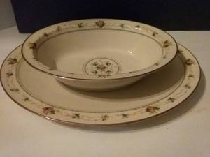 lot 40 image: 2 Pc Noritake Normandy Serving Set