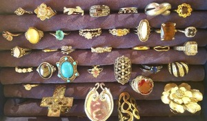 lot 14 image: Generous Quantity of Fashion &amp Costume Rings, various styles