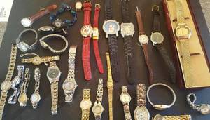 lot 17 image: Generous Quantity of Watches, various styles