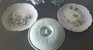 lot 90 image: Vintage Covered Casserole Dish, Wall Plates, and More