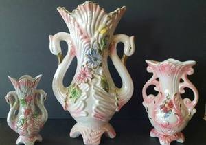 lot 120 image: Vintage MCM Double Swan Vases