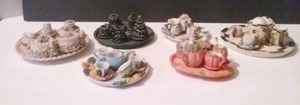 lot 38 image: 6 Mini Teasets, various themes