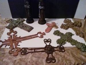 lot 49 image: Decorative Crosses, various styles, 8 PC