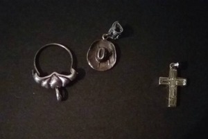 lot 65 image: 3 Sterling Silver PendantsCharms.(Cross, Cowboy Hat, Dangle Heart)