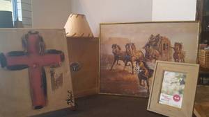 lot 142 image: Western Dcor(art, cross art, wine box, and more)