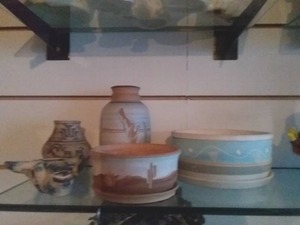 lot 174 image: Native American Pottery (Andrea Winters, Gordon)