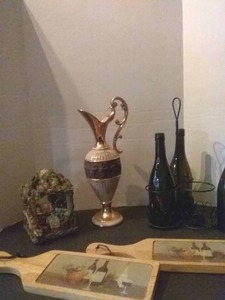 lot 177 image: Grape and Wine Themed Dcor(Music Box, Decanter, plus)