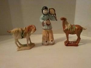lot 196 image: 2 Vintage Tang Horses and Figurine