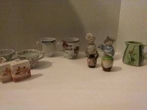 lot 210 image: Collection of Asian Teacups(set is Adams)S&P, Minis, and More