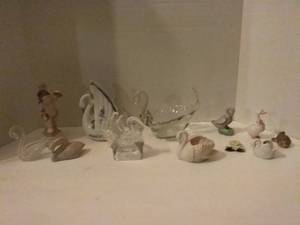 lot 222 image: Collection of Swans and More (12 pcs)