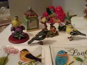 lot 223 image: Songbird Dcor. (9pcs