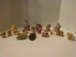 lot 231 image: 18pc Owl Figurines and Dcor(some Vintage)