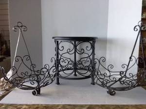 lot 251 image: 3 Pc .Metal Plant Stand &amp 2 Matching Plant Holders