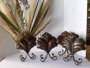 lot 255 image: 4 pc Metal PlantersVases. 1 with Floral Dcor