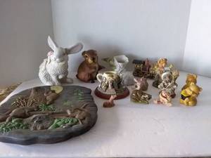 lot 256 image: Assortment of Woodland Creatures Dcor &amp Minis(some Vintage)