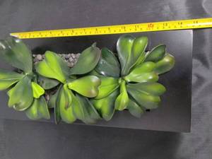 lot 30 image: FAUX WALL PLANT
