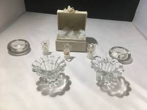 lot 76 image: FINE HOME DECOR