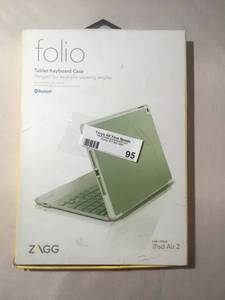 lot 95 image: FOLIO TABLET KEYBOARD CASE WITH BLUETOOTH