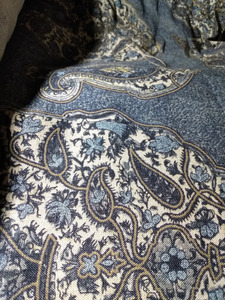 lot 51 image: DESIGNER  UPHOLSTERY FABRIC APPROXIMATELY 6 YARDS