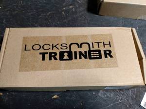 lot 156 image: LOCKSMITH TRAINOR KITS 3 DIFFERENT STYLE LOCKS IN EACH KIT