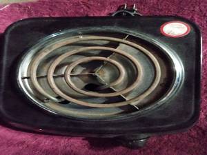 lot 138 image: PORTABLE STOVE