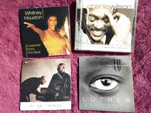 lot 130 image: CHARLIE WILSON, LUTHER VANDROSS, WHITNEY HOUSTON, CDS