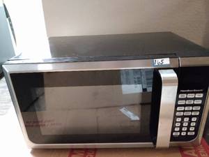 lot 164A image: HAMILTON BEACH  STAINLESS STEEL  MICROWAVE