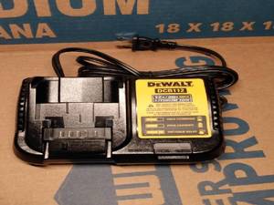 lot 170 image: DEWALT 12V20V MAX LITHIUM ION BATTERY CHARGER NEW OPEN BOX