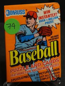 lot 74 image: 1990 Donruss Baseball Wax Pack Unopened MLB 16 cards and 3 puzzle pieces