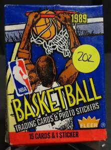 lot 202 image: WOW 1989 NBA Hoops Unopened Wax Pack Chance for Mint Jordan Bulls (15 cards)