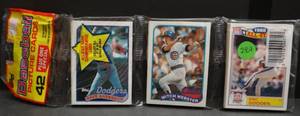 lot 287 image: 1989 Topps Baseball Rack Pack (48 CARDS) DOC GOODEN on Front