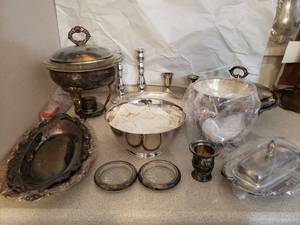 lot 64 image: Silver-Plated Serving Set as Shown